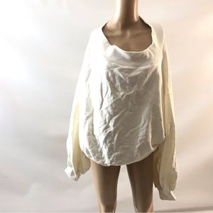 Boohoo Women’s Plus Slash Neck Balloon Sleeve Sweatshirt Size 16 Ivory Pullover